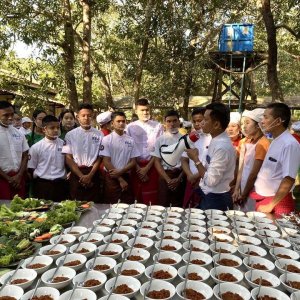 Khaing Khaing Kyaw Food Center