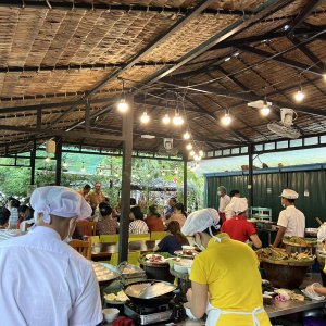 Khaing Khaing Kyaw Food Center