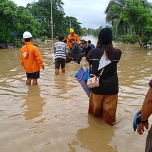Khaing Khaing Kyaw Food Center