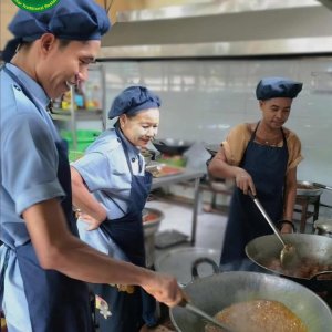 Khaing Khaing Kyaw Food Center
