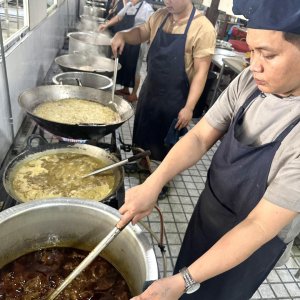 Khaing Khaing Kyaw Food Center