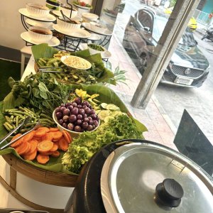 Khaing Khaing Kyaw Food Center