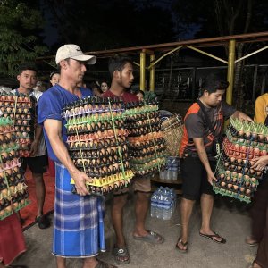 Khaing Khaing Kyaw Food Center
