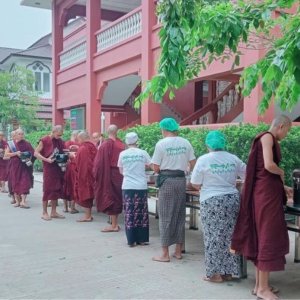 Khaing Khaing Kyaw Food Center