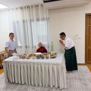 Khaing Khaing Kyaw Food Center