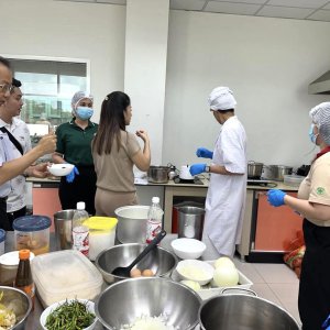 Khaing Khaing Kyaw Food Center