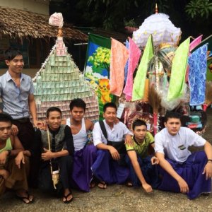 Khaing Khaing Kyaw Food Center