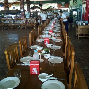 Khaing Khaing Kyaw Food Center